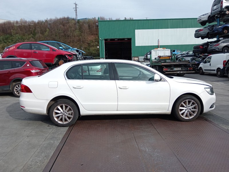 skoda superb ii (3t4) del año 2014