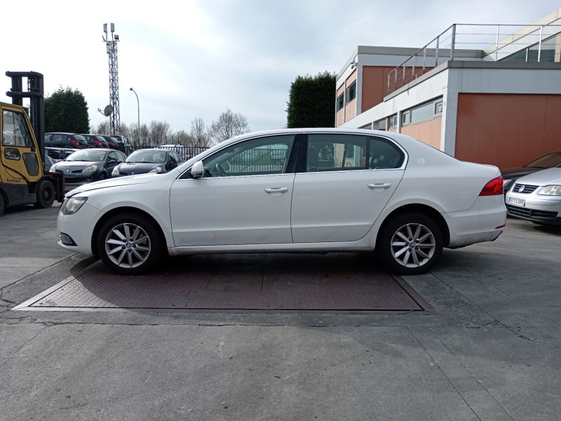 skoda superb ii (3t4) del año 2014