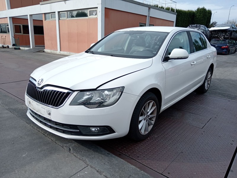 skoda superb ii (3t4) del año 2014
