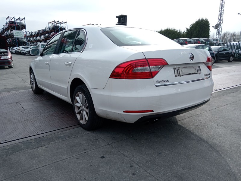 skoda superb ii (3t4) del año 2014