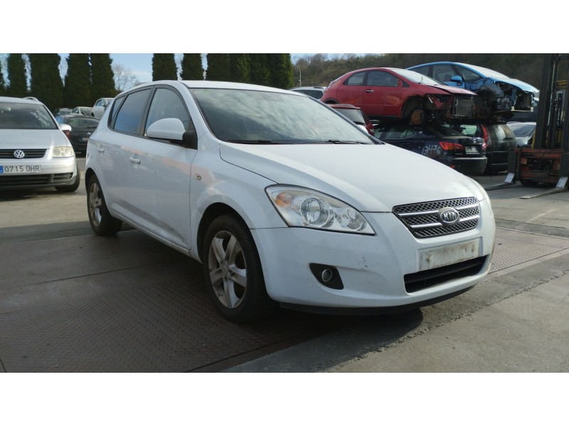 kia cee´d hatchback (ed) del año 2009