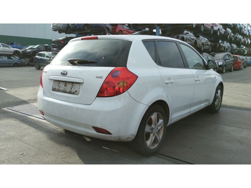 kia cee´d hatchback (ed) del año 2009