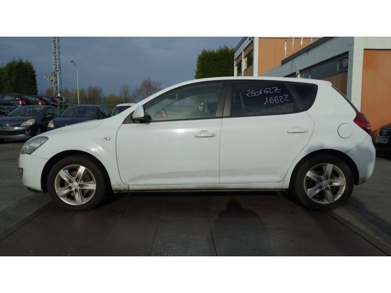 kia cee´d hatchback (ed) del año 2009