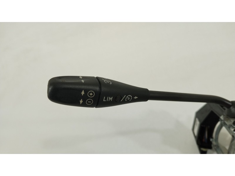 Recambio de mando multifuncion para mercedes-benz clase e (w211) e 220 cdi (211.008) referencia OEM IAM A1715402445  