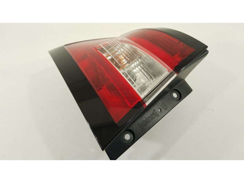 Recambio de piloto trasero izquierdo para skoda fabia combi active referencia OEM IAM 6V6945095 62422001 6V9945257