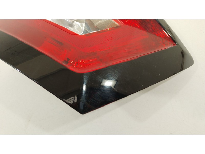 Recambio de piloto trasero derecho para skoda fabia combi active referencia OEM IAM 6V9945096 62422002 6V9945258