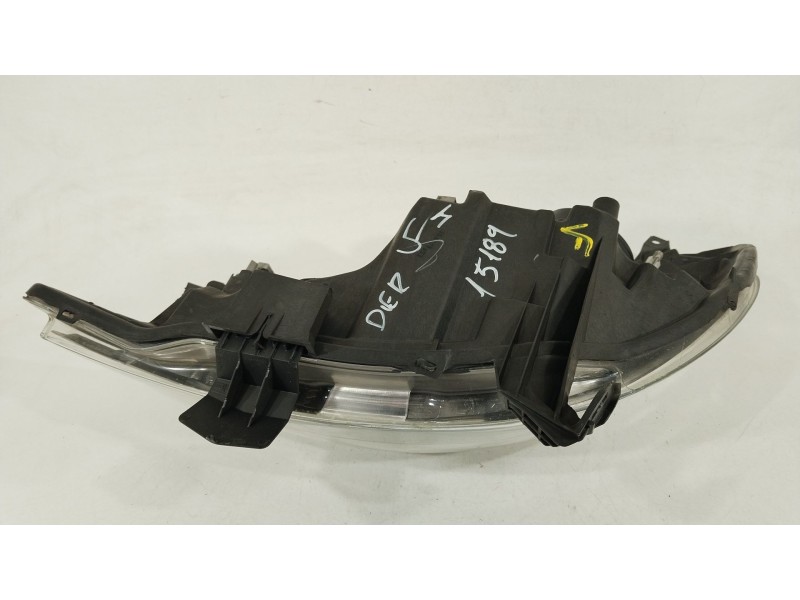 Recambio de faro derecho para peugeot 107 (pm_, pn_) 1.0 referencia OEM IAM 811100H030 89033104 