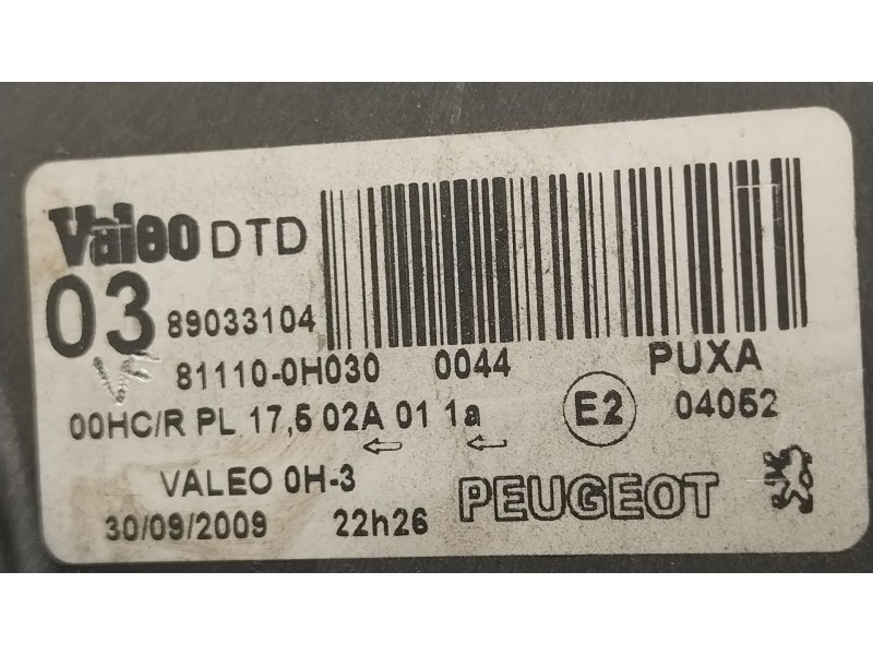 Recambio de faro derecho para peugeot 107 (pm_, pn_) 1.0 referencia OEM IAM 811100H030 89033104 