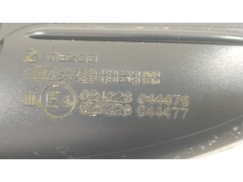 Recambio de retrovisor derecho para mazda 3 lim. () center-line referencia OEM IAM BJE469121D  