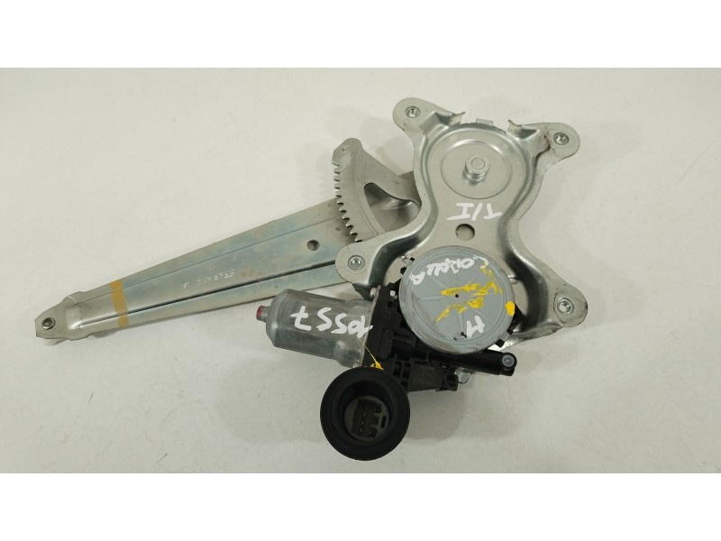 Recambio de elevalunas trasero izquierdo para toyota corolla (e15) high referencia OEM IAM 8571035180  