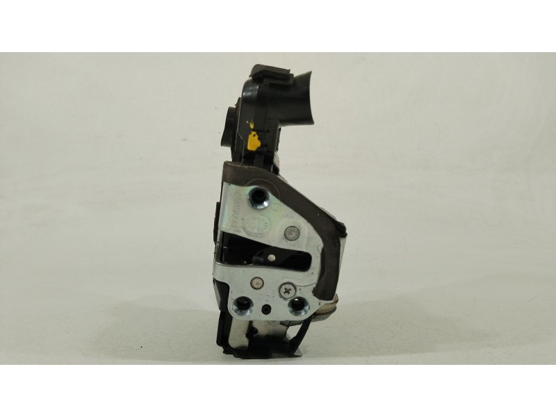 Recambio de cerradura puerta delantera derecha para toyota corolla (e15) high referencia OEM IAM 6903042221 4F80218230 