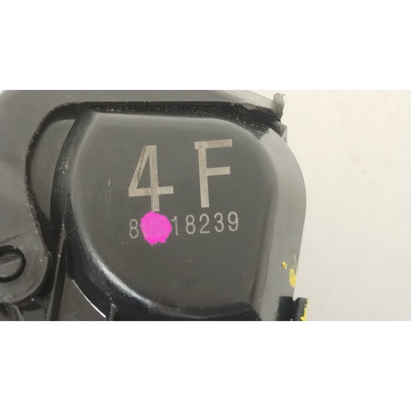 Recambio de cerradura puerta delantera derecha para toyota corolla (e15) high referencia OEM IAM 6903042221 4F80218230 