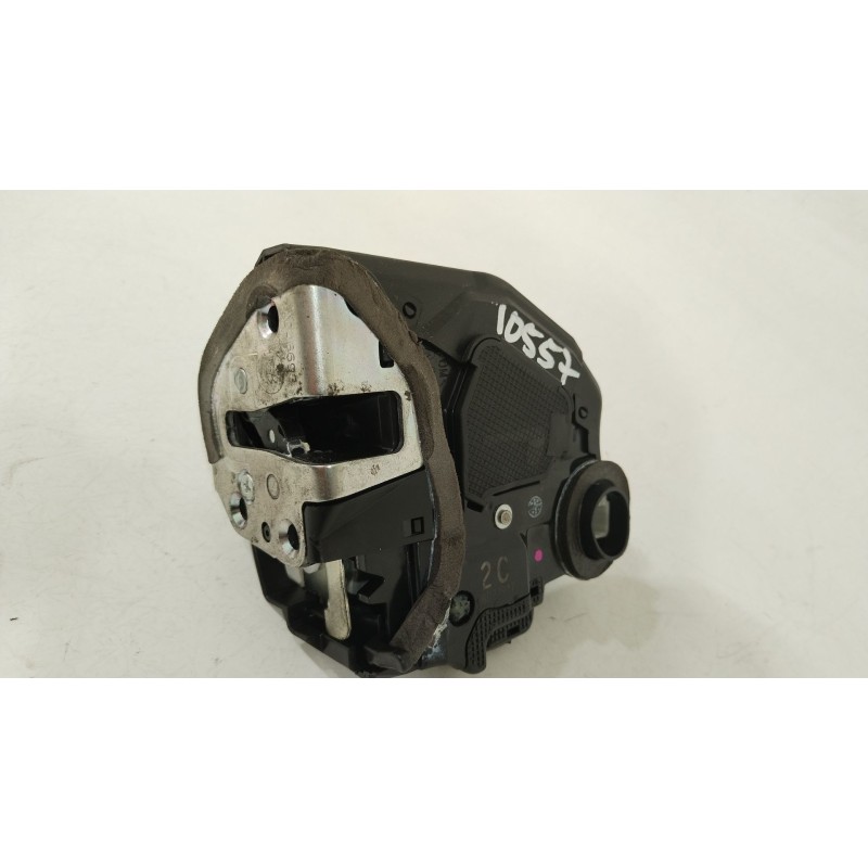Recambio de cerradura puerta trasera izquierda para toyota corolla (e15) high referencia OEM IAM 6906042021 2C8021917 