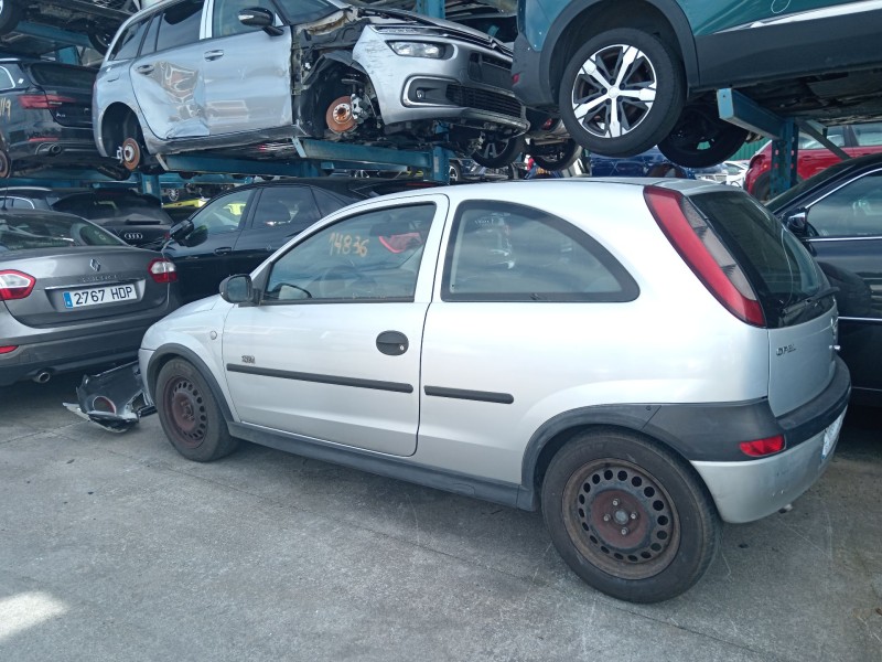 opel corsa c (x01) del año 2002