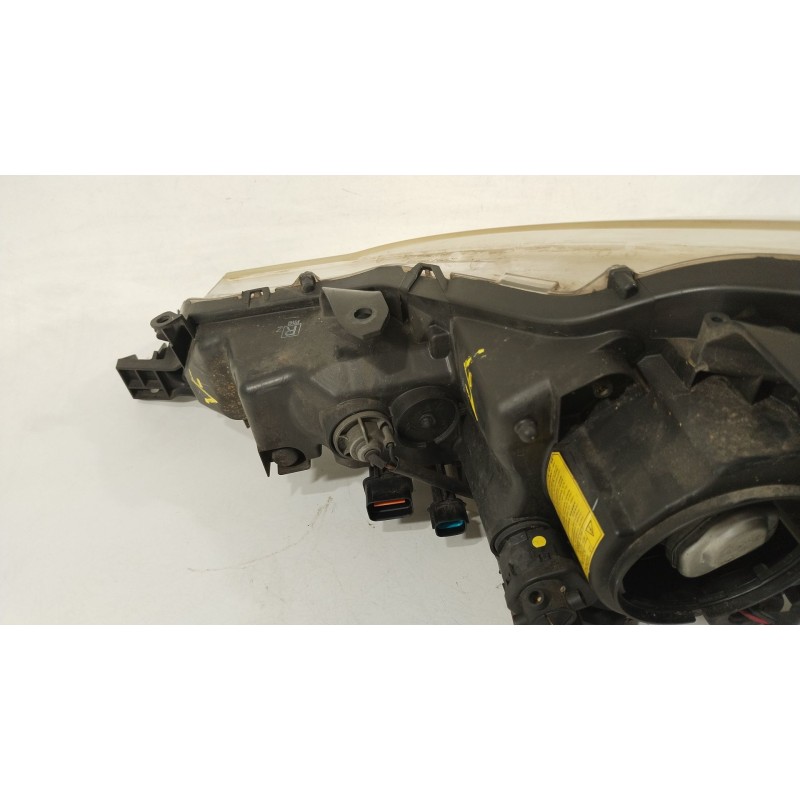 Recambio de faro derecho para citroën c-crosser (vu_, vv_) 2.2 hdi referencia OEM IAM 6206N3 W3T162718722 