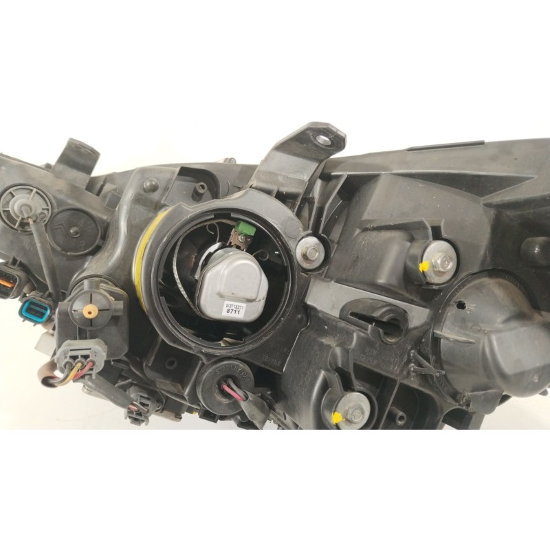 Recambio de faro derecho para citroën c-crosser (vu_, vv_) 2.2 hdi referencia OEM IAM 6206N3 W3T162718722 