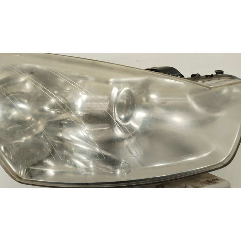 Recambio de faro derecho para citroën c-crosser (vu_, vv_) 2.2 hdi referencia OEM IAM 6206N3 W3T162718722 