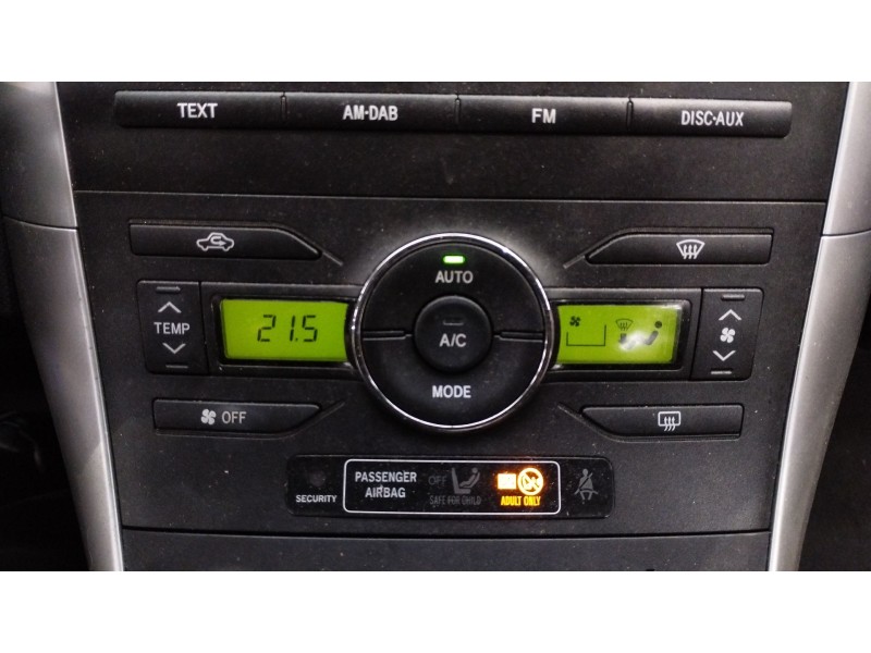 Recambio de mando climatizador para toyota auris (_e15_) 1.8 hybrid (zwe150_) referencia OEM IAM 5590002350  
