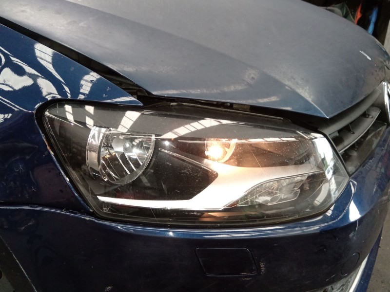 Recambio de faro derecho para volkswagen polo v (6r1, 6c1) 1.2 tsi referencia OEM IAM   
