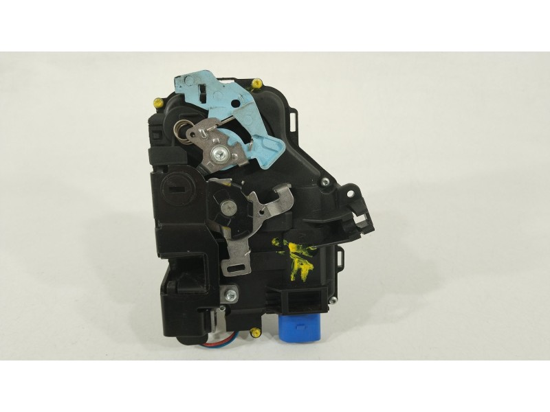 Recambio de cerradura puerta trasera izquierda para volkswagen golf v (1k1) 1.9 tdi referencia OEM IAM 7L0839015D  