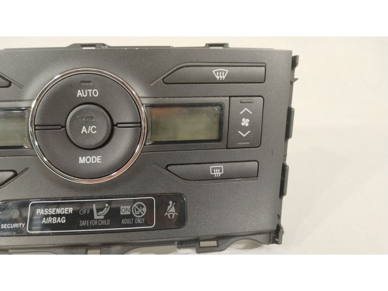 Recambio de mando climatizador para toyota auris (_e15_) 1.8 hybrid (zwe150_) referencia OEM IAM 5590002350  