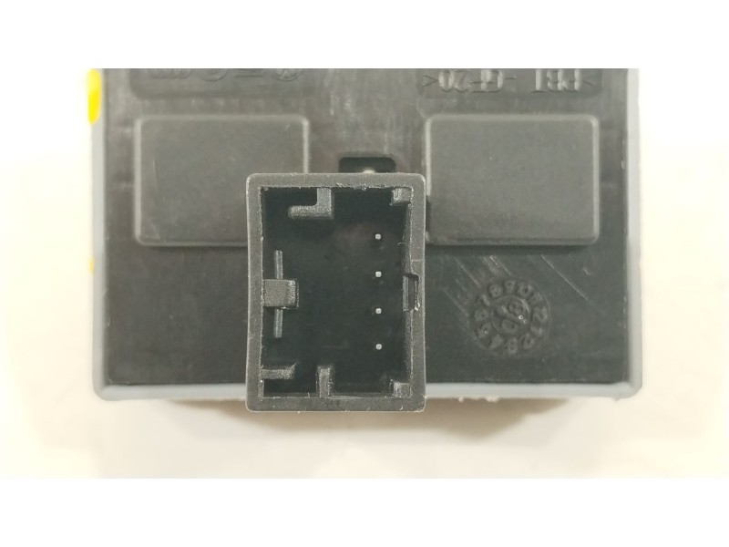 Recambio de mando elevalunas delantero izquierdo para volkswagen polo iv (9n_, 9a_) 1.6 16v referencia OEM IAM 6Q0959858  