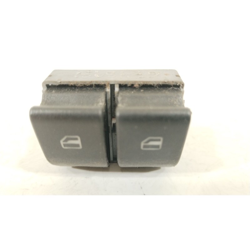 Recambio de mando elevalunas delantero izquierdo para volkswagen polo iv (9n_, 9a_) 1.6 16v referencia OEM IAM 6Q0959858A  