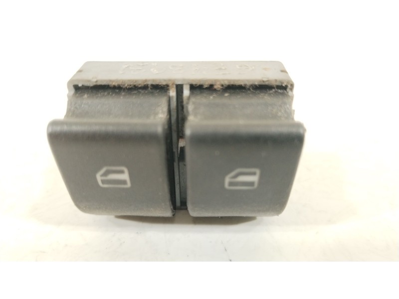 Recambio de mando elevalunas delantero izquierdo para volkswagen polo iv (9n_, 9a_) 1.6 16v referencia OEM IAM 6Q0959858A  