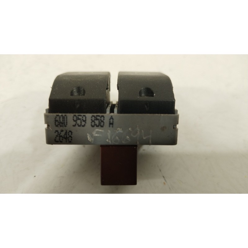 Recambio de mando elevalunas delantero izquierdo para volkswagen polo iv (9n_, 9a_) 1.6 16v referencia OEM IAM 6Q0959858A  