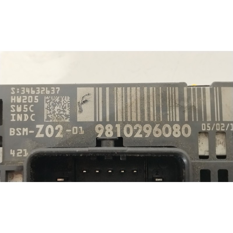 Recambio de caja reles / fusibles para citroën c4 ii (nc_) 1.2 thp 130 referencia OEM IAM 9810296080  