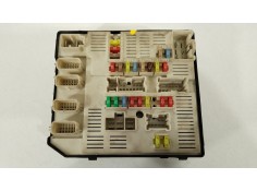 Recambio de caja reles / fusibles para renault megane iii coupé (dz0/1_) 1.5 dci (dz0b) referencia OEM IAM 284B60008R USMBD95L1 