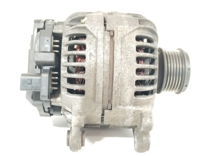 Recambio de alternador para volkswagen golf iv (1j1) 1.9 tdi referencia OEM IAM 028903028E 0124515010 