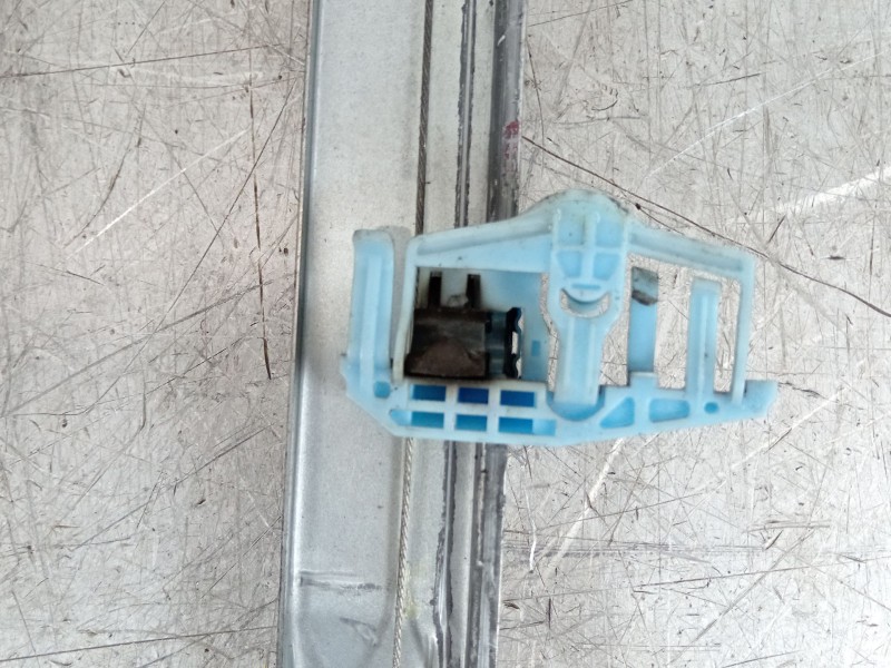 Recambio de elevalunas delantero izquierdo para citroën c2 (jm_) 1.4 referencia OEM IAM 9221X3 36128604 