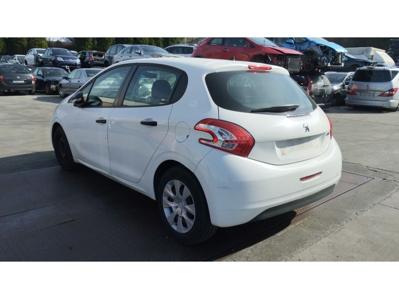 peugeot 208 i (ca_, cc_) del año 2013