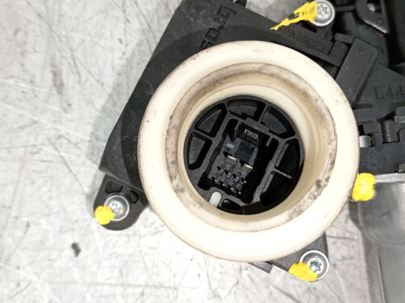 Recambio de elevalunas trasero derecho para toyota verso active referencia OEM IAM 698300F040 857100F040 915177103