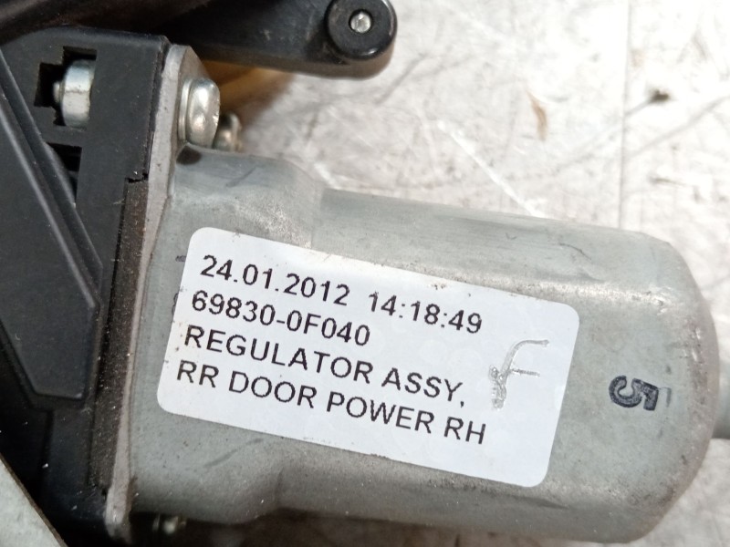 Recambio de elevalunas trasero derecho para toyota verso active referencia OEM IAM 698300F040 857100F040 915177103