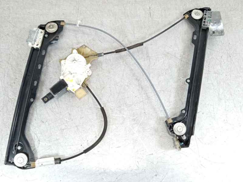 Recambio de elevalunas delantero izquierdo para bmw 3 coupé (e92) 320 i referencia OEM IAM 51337193455 7119201A 0130822402