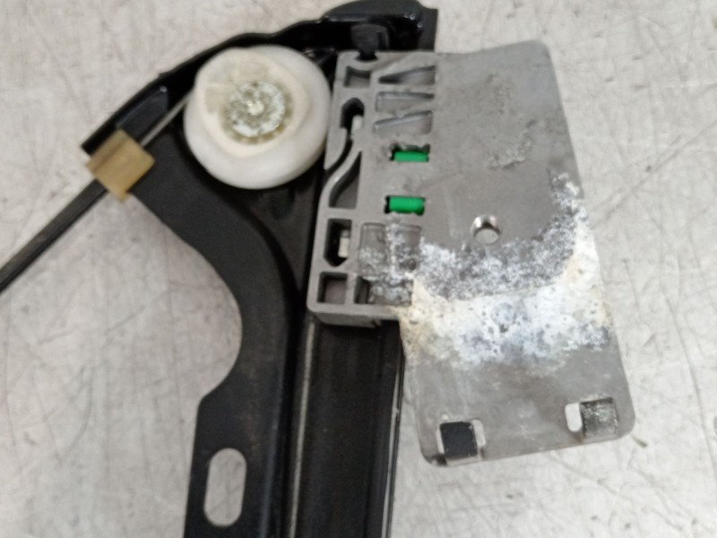 Recambio de elevalunas delantero izquierdo para bmw 3 coupé (e92) 320 i referencia OEM IAM 51337193455 7119201A 0130822402