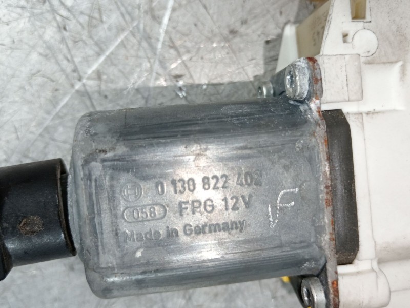 Recambio de elevalunas delantero izquierdo para bmw 3 coupé (e92) 320 i referencia OEM IAM 51337193455 7119201A 0130822402