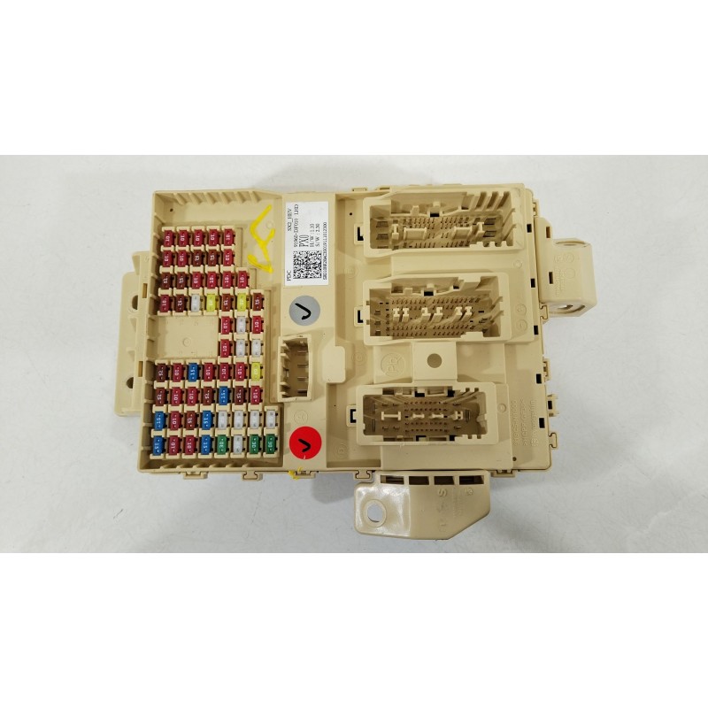 Recambio de caja reles / fusibles para hyundai kona (os, ose, osi) 1.6 gdi hybrid referencia OEM IAM 91960DF010  