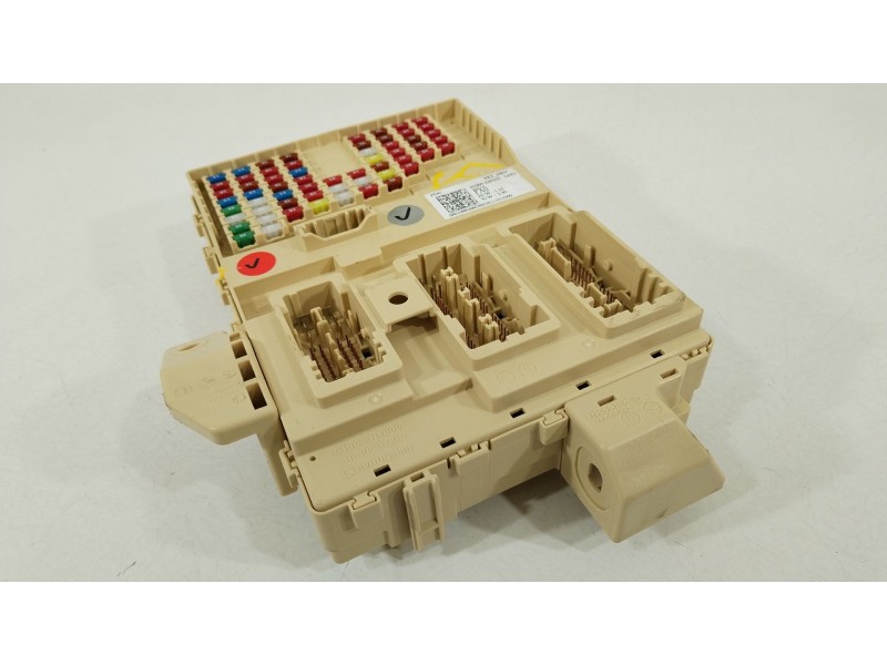 Recambio de caja reles / fusibles para hyundai kona (os, ose, osi) 1.6 gdi hybrid referencia OEM IAM 91960DF010  