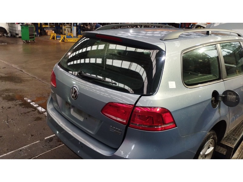 Recambio de porton trasero para volkswagen passat b7 (362) 2.0 tdi referencia OEM IAM   