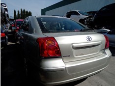 toyota avensis sedán (_t25_) del año 2004 2