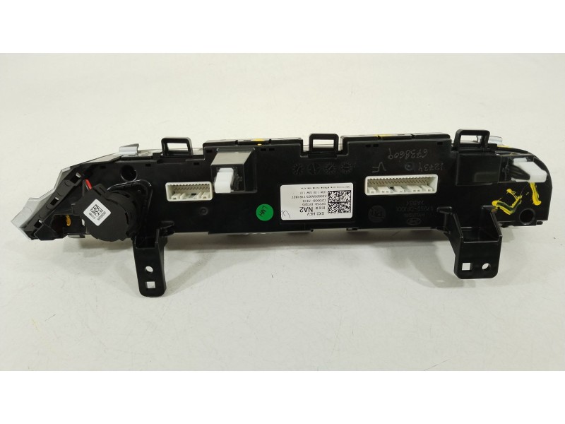 Recambio de mando climatizador para hyundai kona (os, ose, osi) 1.6 gdi hybrid referencia OEM IAM 97250DF320  