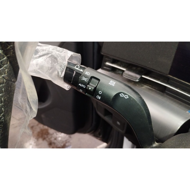 Recambio de mando luces para hyundai kona (os, ose, osi) 1.6 gdi hybrid referencia OEM IAM 3CYPQP1BM0  