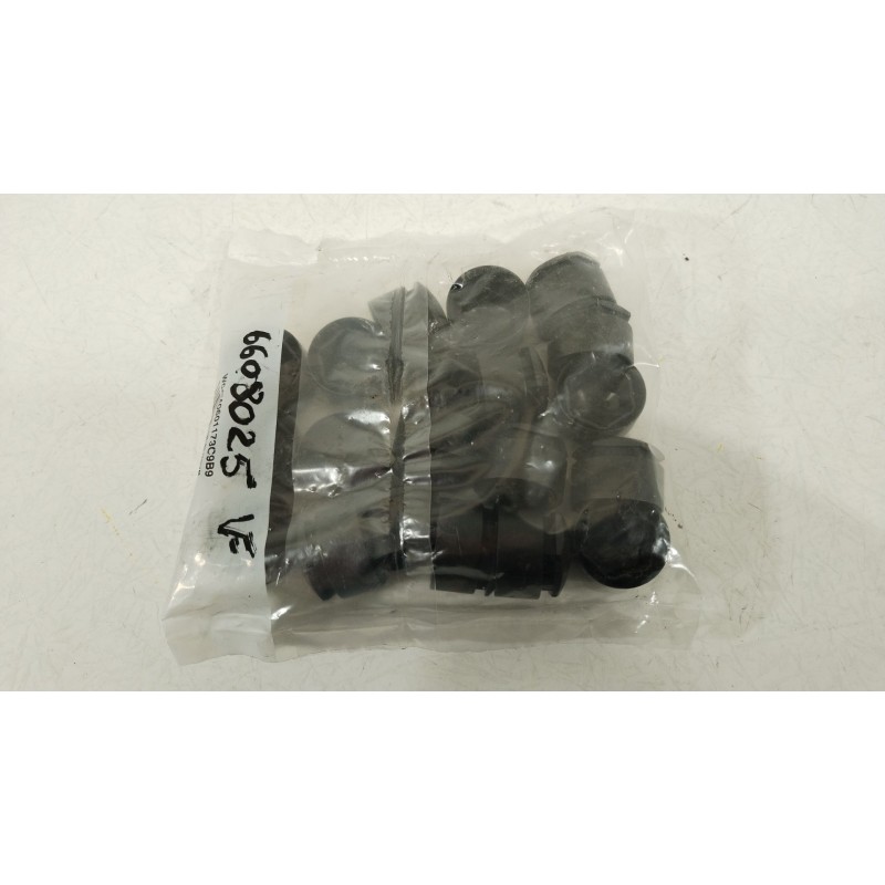 Recambio de embellecedor para cupra leon sportstourer (kl8, ku8, kud) 2.0 tsi referencia OEM IAM 4M0601173C  