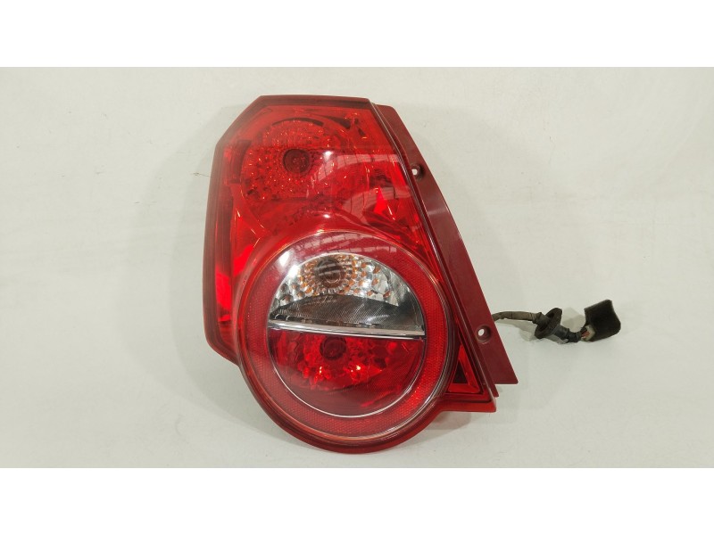 Recambio de piloto trasero izquierdo para chevrolet aveo / kalos hatchback (t250, t255) 1.2 referencia OEM IAM 95952066  