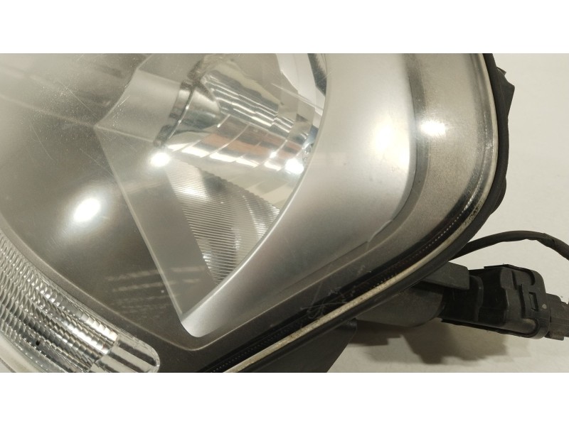 Recambio de faro izquierdo para hyundai tucson (jm) 2.0 crdi referencia OEM IAM 921012EXXX 921032E020 