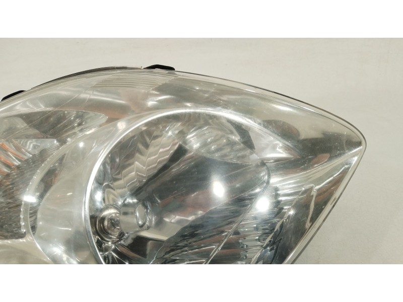 Recambio de faro derecho para suzuki swift iii (mz, ez) 1.3 ddis (rs 413d) referencia OEM IAM 3512062J11000  