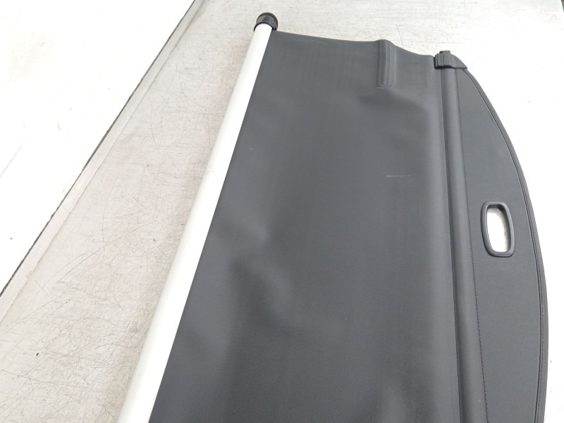 Recambio de bandeja trasera para kia carens iv 1.6 gdi referencia OEM IAM 85910A4000WK  